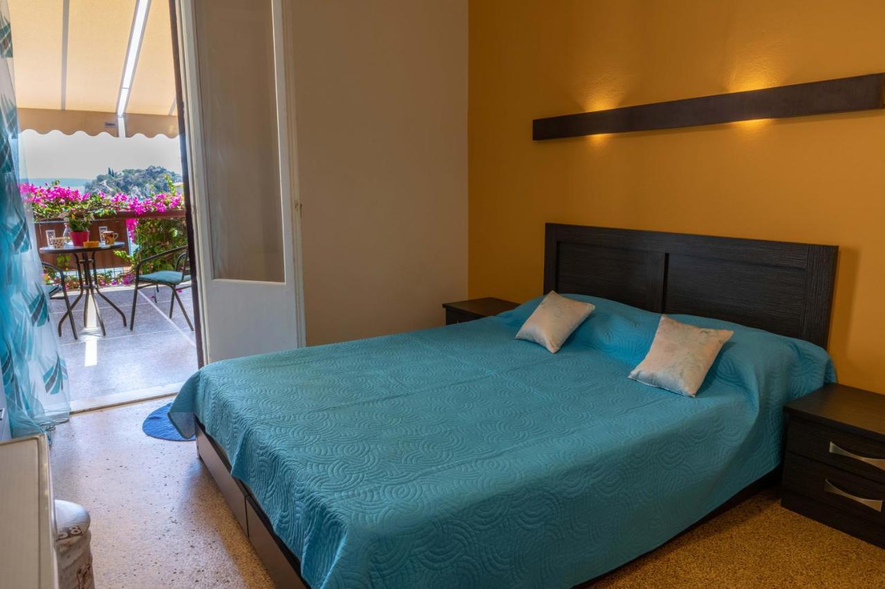 טולון Stella Rooms מראה חיצוני תמונה