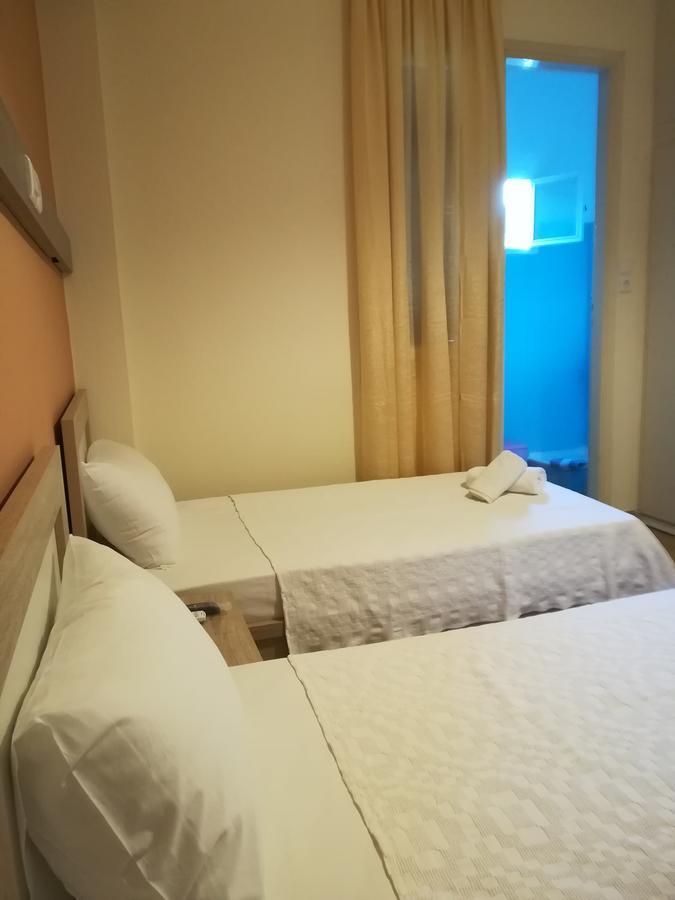 טולון Stella Rooms מראה חיצוני תמונה